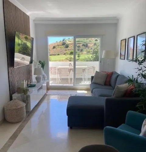 Calanova Grand Golf 2 Bed - Golf Course Views Daire Málaga